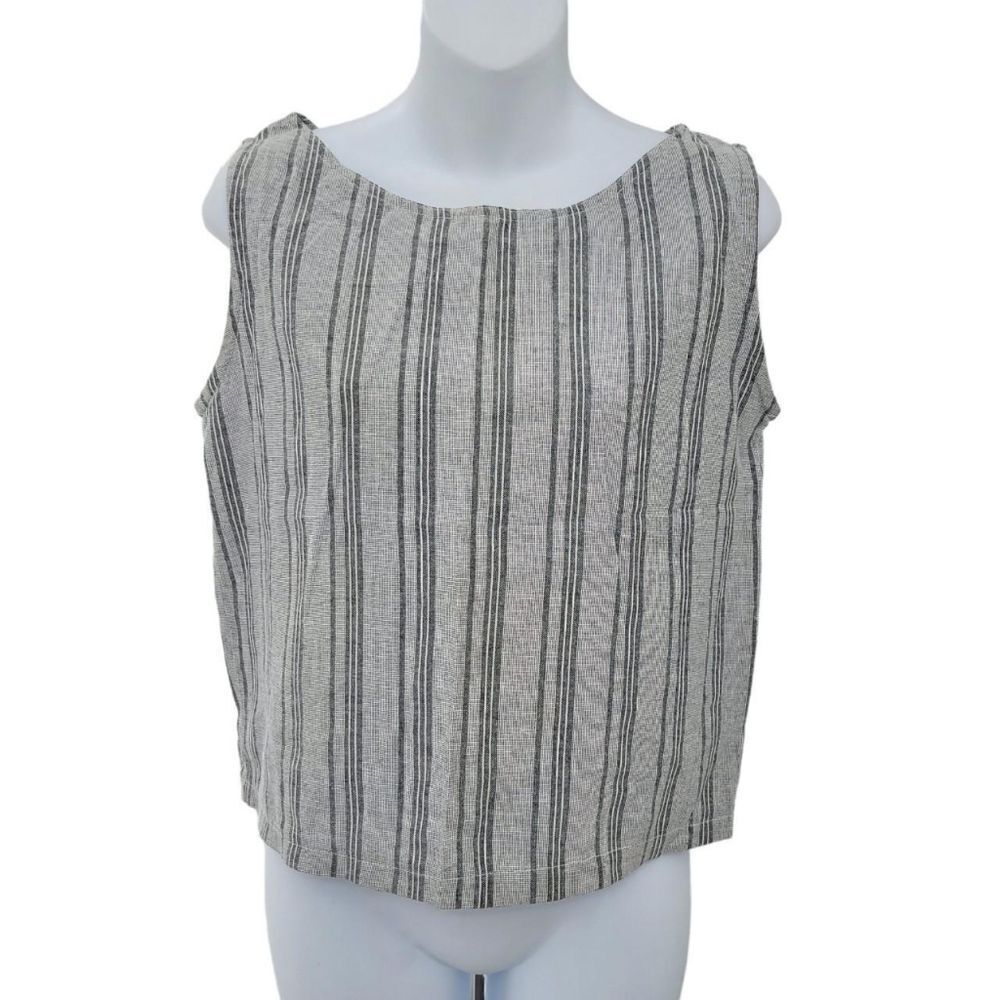 2/$20 Vintage Y2K Grey Stripe Tank Top Blouse Size: M